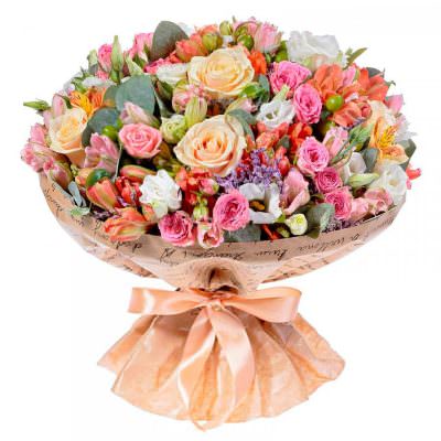 Красивый букет из свежих цветов «Летняя гармония»